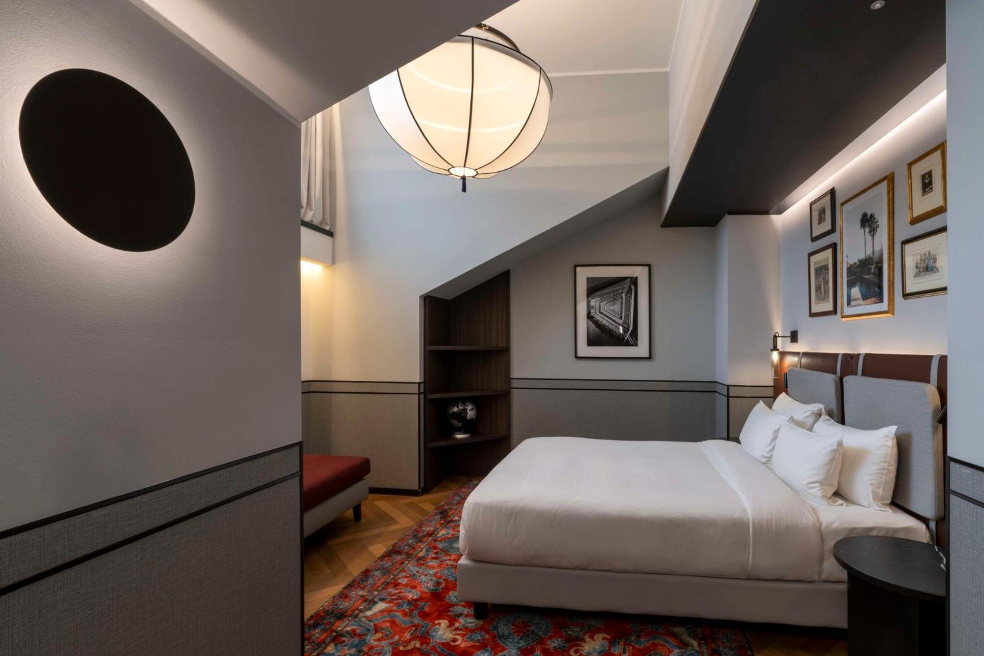 Hotel Radisson Collection Hotel, Palazzo Touring Club Milaan