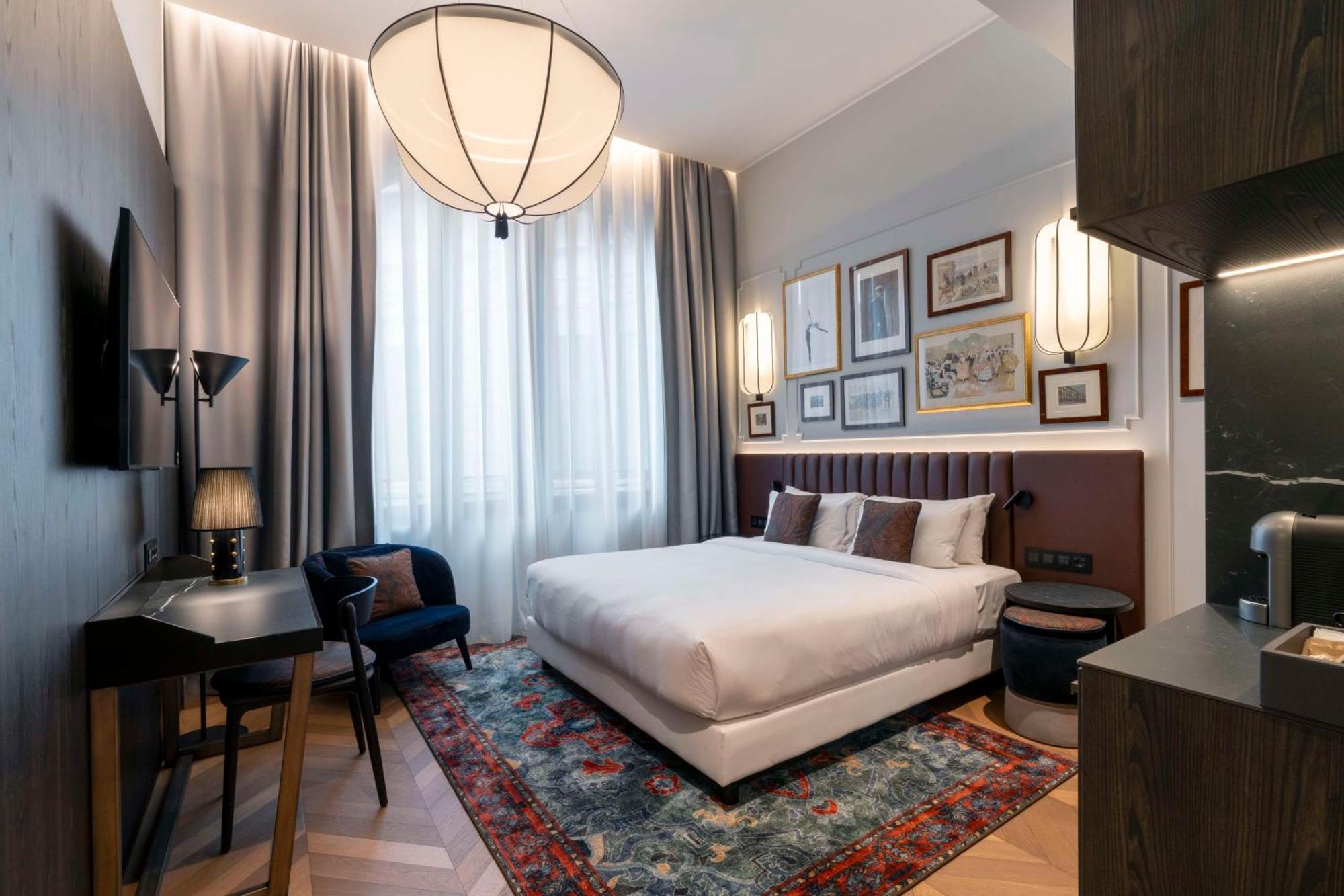 Hotel Radisson Collection Hotel, Palazzo Touring Club Milaan
